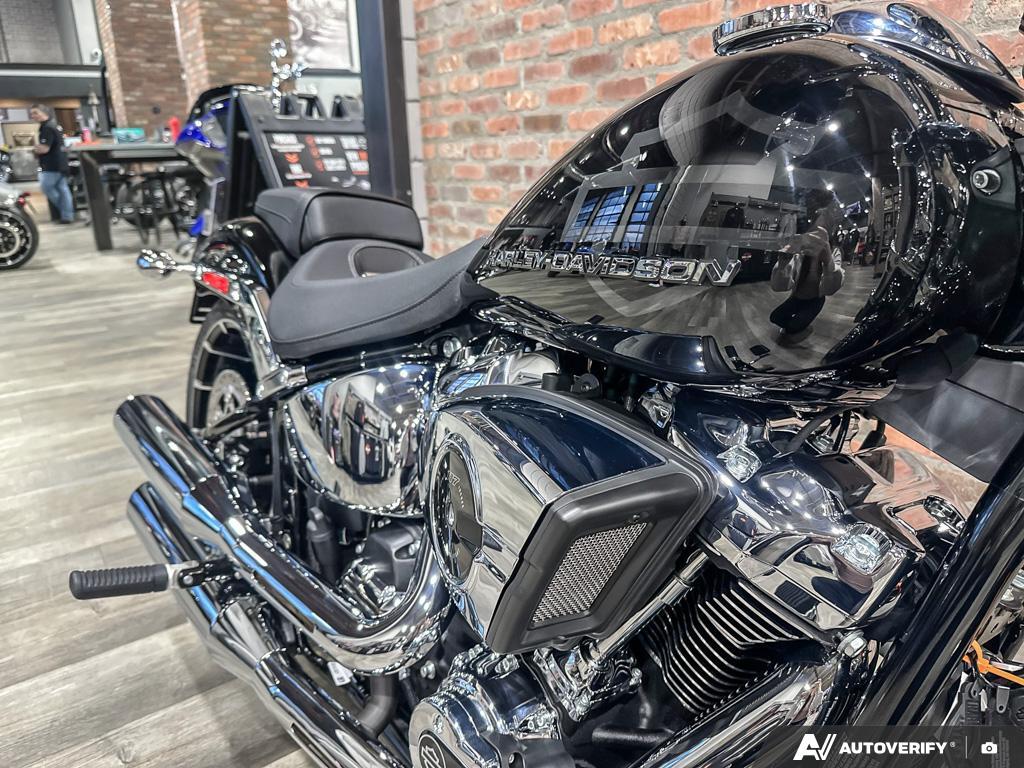 2026 Harley-Davidson BREAKOUT thumbnail 18