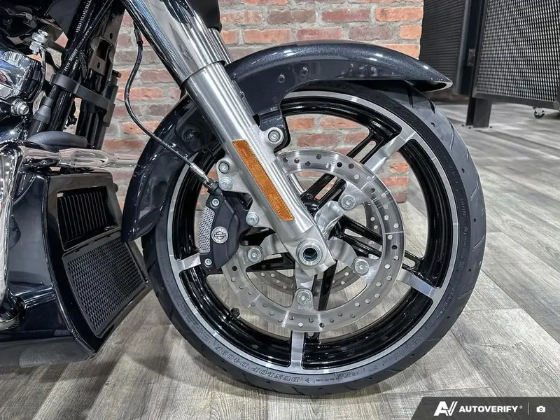 2026 Harley-Davidson STREET GLIDE thumbnail 6