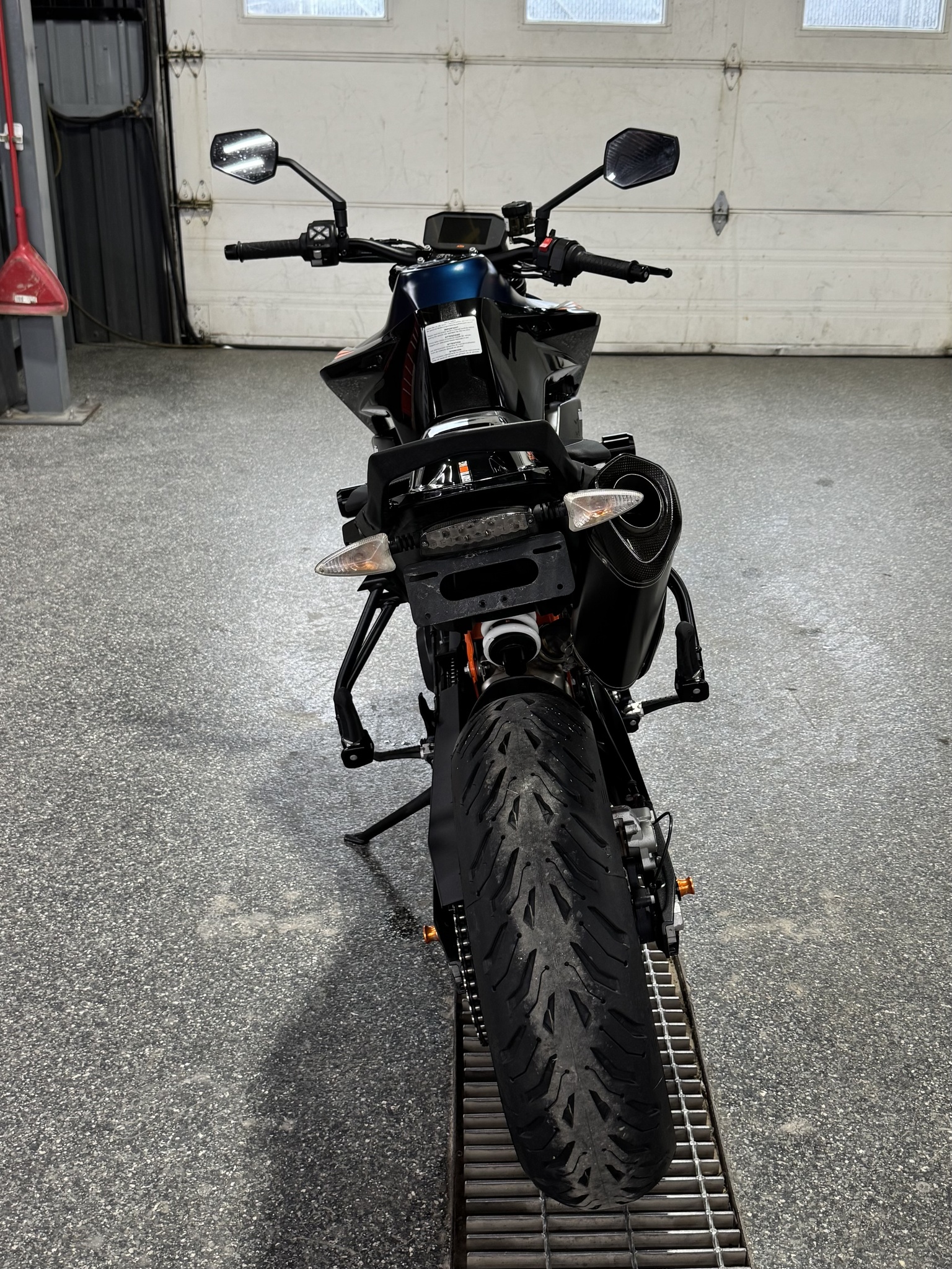 2022 KTM DUKE 890 R thumbnail 3