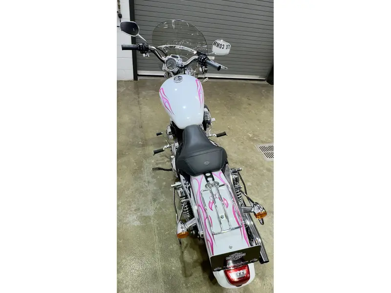 2013 Harley-Davidson SPORTSTER CUSTOM XL1200C thumbnail 4