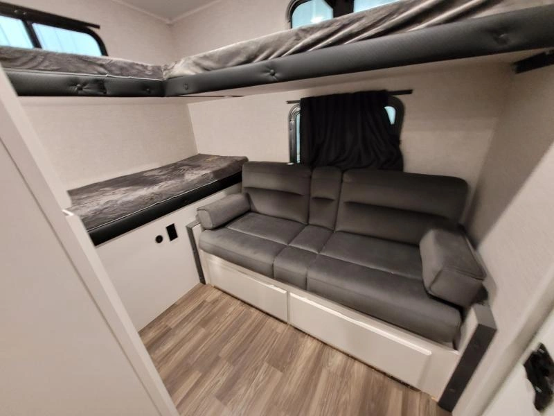 Jayco Eagle 31qcd 2025 alt