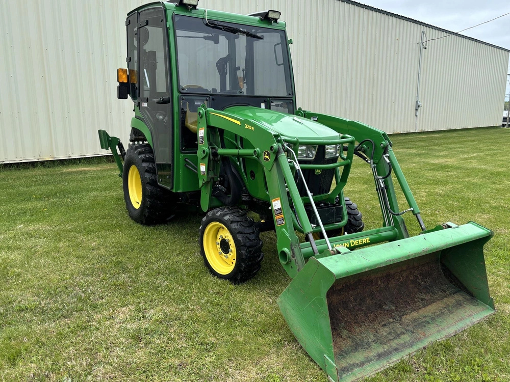 John Deere 2032r 2020 alt
