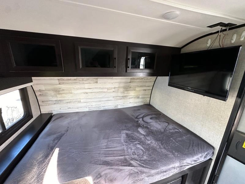 Jayco Jay Feather 171bh 2022 alt