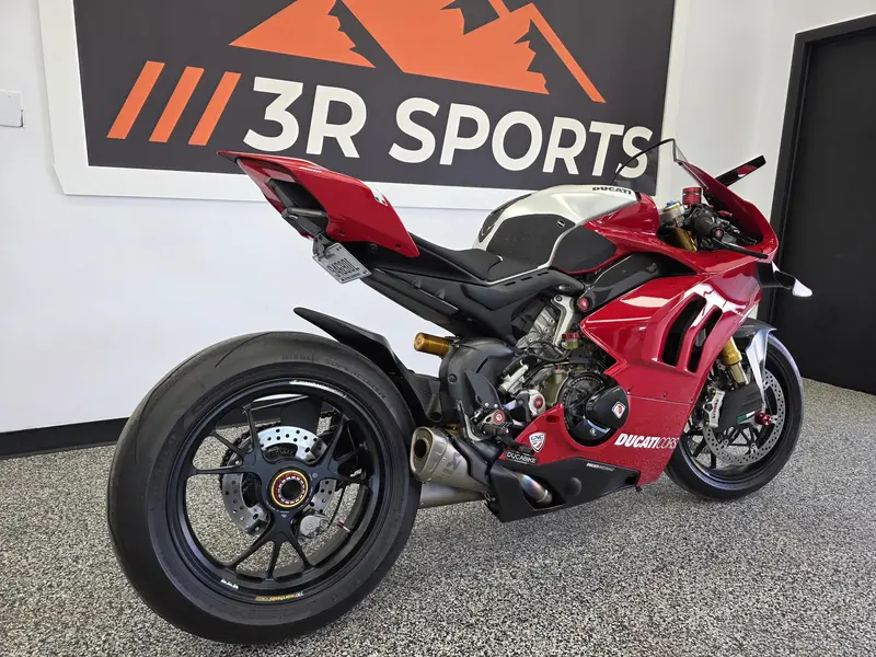2019 Ducati PANIGALE V4R ! 237 HP ! thumbnail 3