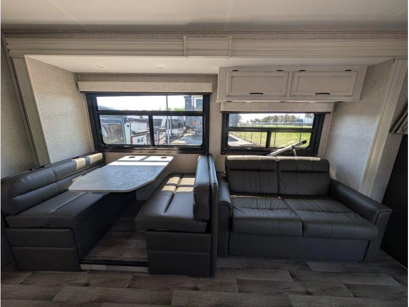 2023 Entegra Odyssey 29v alt