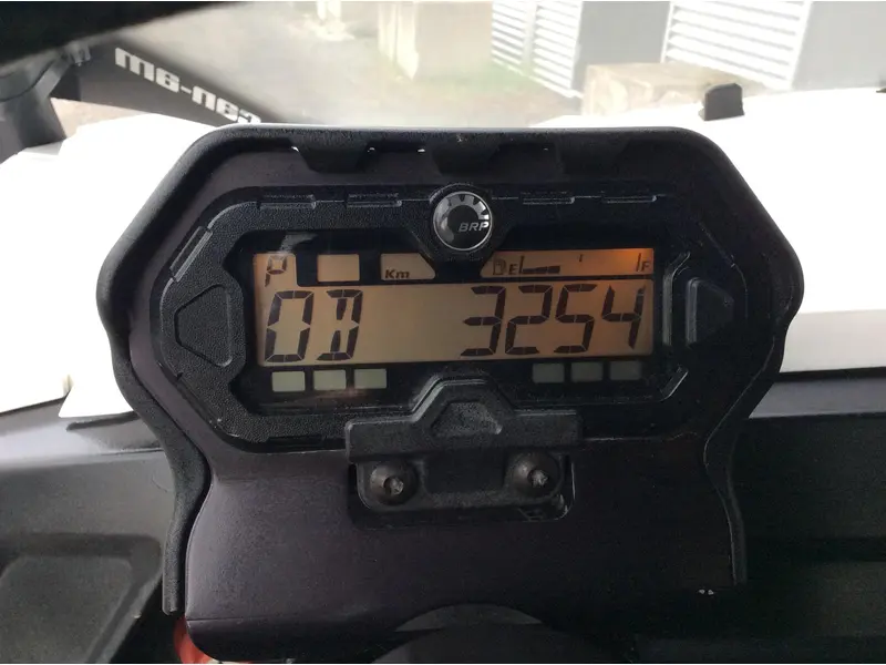 2018 Can-Am CAN-AM COMMANDER 800R thumbnail 9