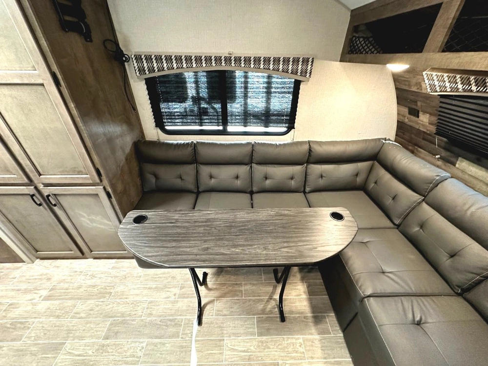 2021 Venture Rv Sonic Lite 160vbh alt