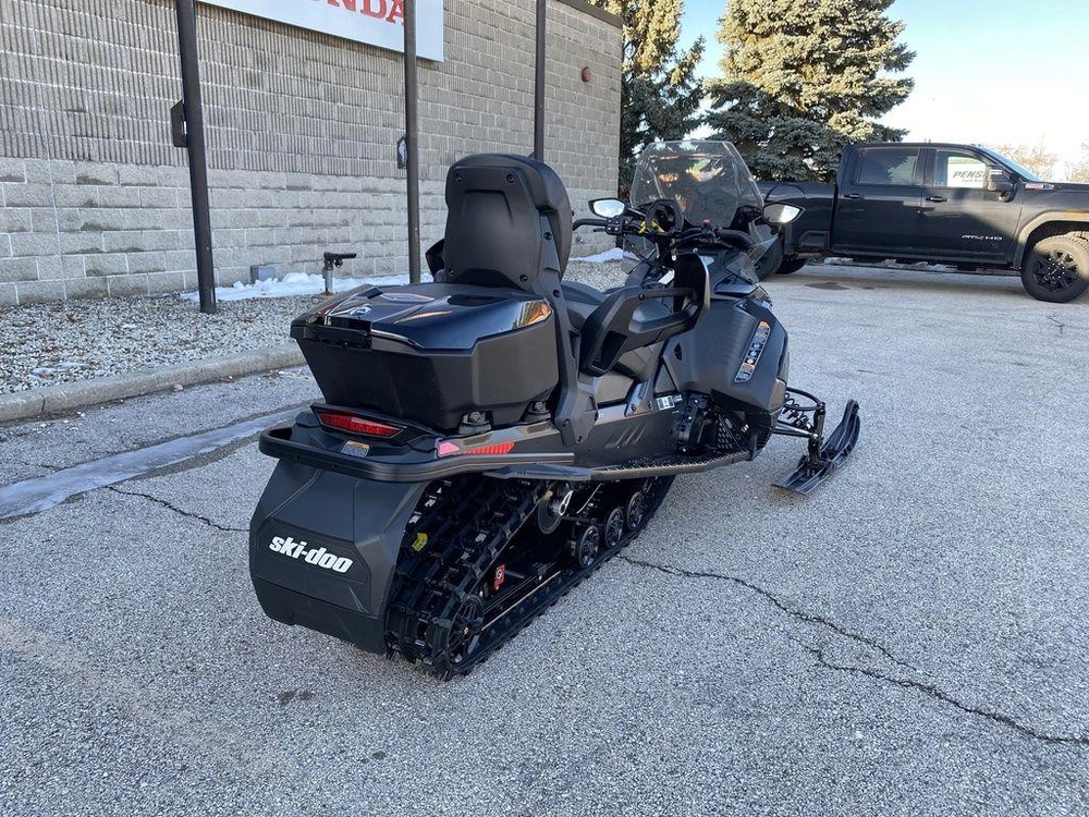 2026 Ski-doo Grand Touring Le 900 Ace Turbo R alt