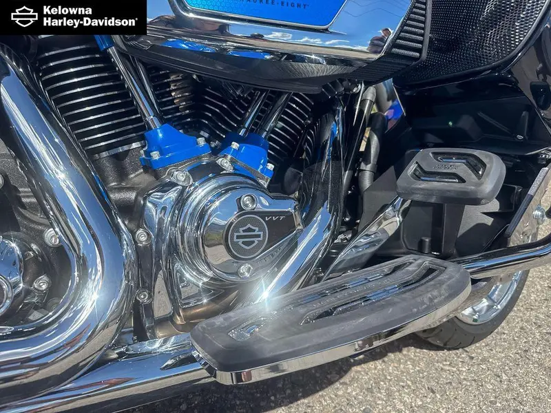 2026 Harley-Davidson FLHXLSE - CVO™ Street Glide® Limited thumbnail 17
