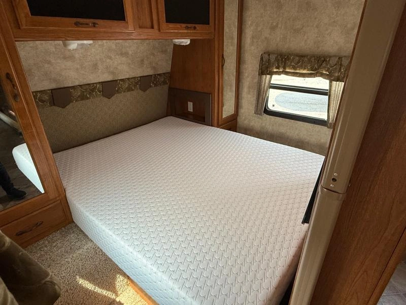 2012 Keystone Rv Sprinter 311bhs alt