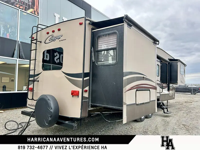 2015 Keystone RV Cougar 337 FLS thumbnail 4