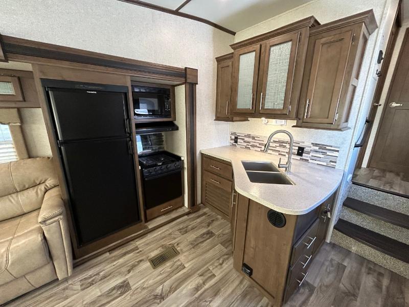 2019 Keystone RV Cougar thumbnail 15