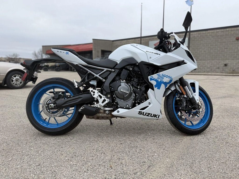 2026 Suzuki Gsx-8r alt