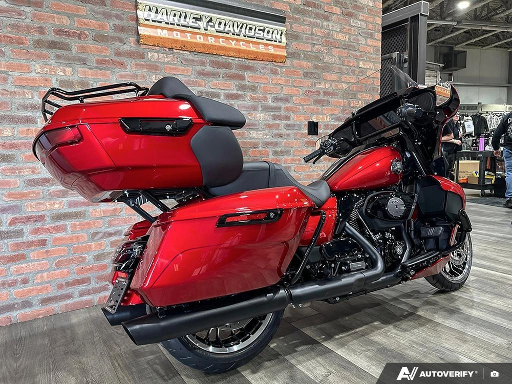 2026 Harley-davidson Street Glide Limited alt