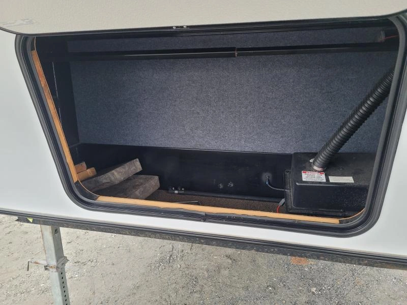 Keystone Rv Hideout 295bh 2017 alt