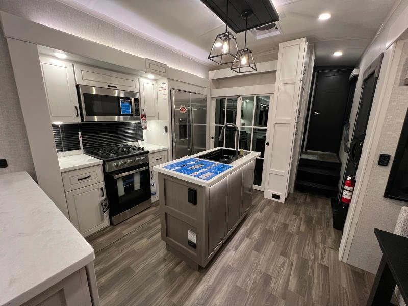 Jayco North Point 381ckre 2025 alt