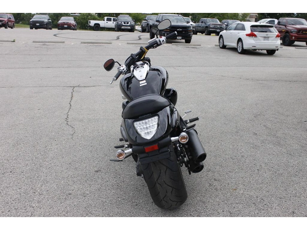 2025 Suzuki Boulevard M109r alt