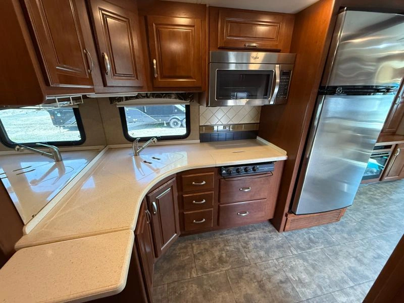 Thor Motor Coach Challenger 37kt 2015 alt