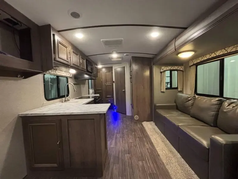 2018 Keystone RV Passport Elite 23RB thumbnail 13
