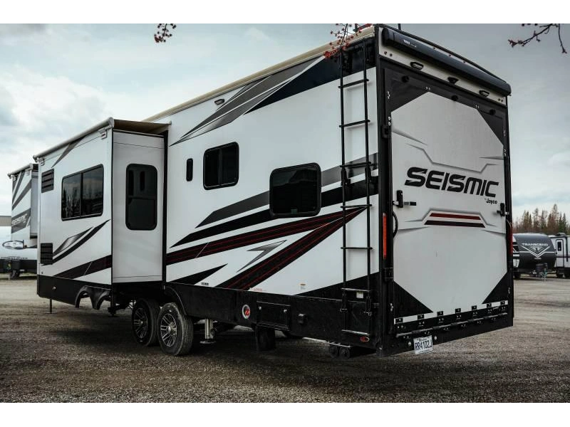 Jayco Seismic 359 2023 alt