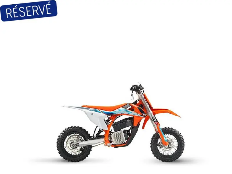 2024 KTM SX-E 3