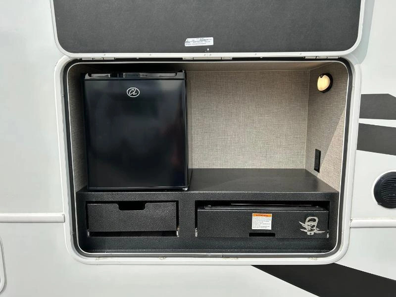 Jayco Redhawk 26m 2023 alt