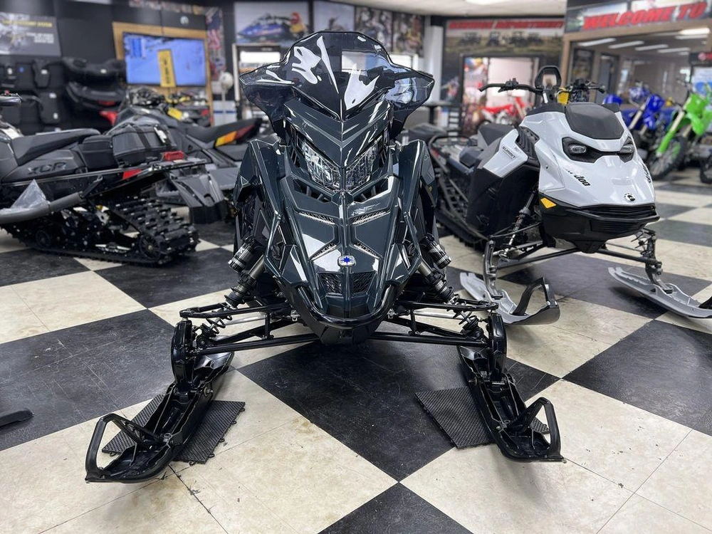 2026 Polaris 850 Indy Xc 137 Gloss Black / Blue Dusk alt