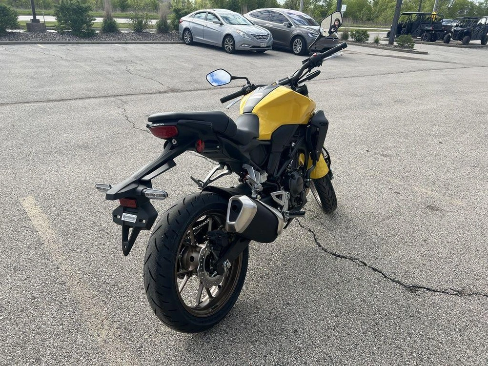 2026 Honda Cb300r alt