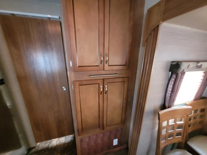 Coachmen Catalina 39fl 2015 alt