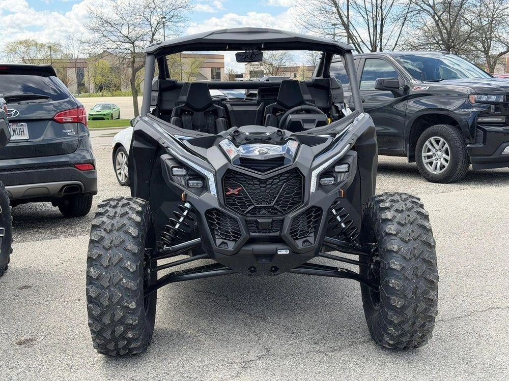 2026 Can-am Maverick X3 X Ds Turbo Rr Triple Black_7.6 In. alt