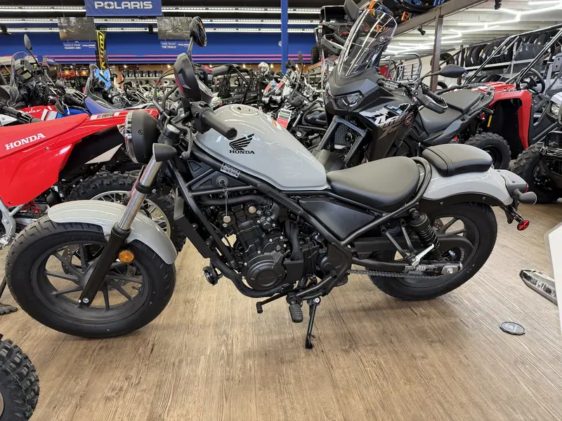 2026 Honda Rebel 500 Abs alt