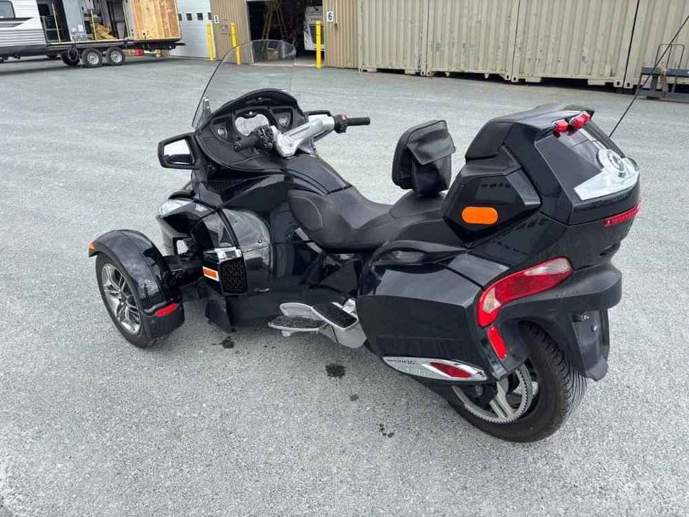 Can-am Spyder Limited 2010 alt