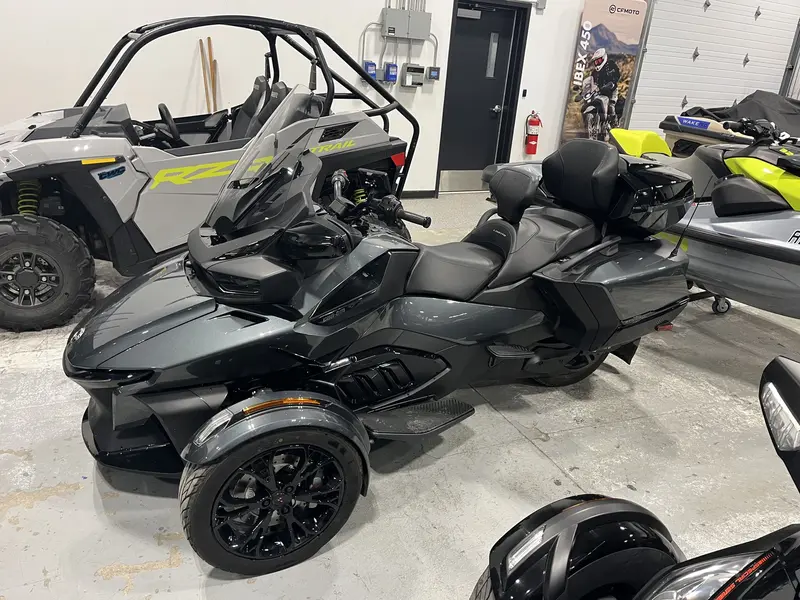 2021 Can-Am RT LIMITED G1MG thumbnail 3