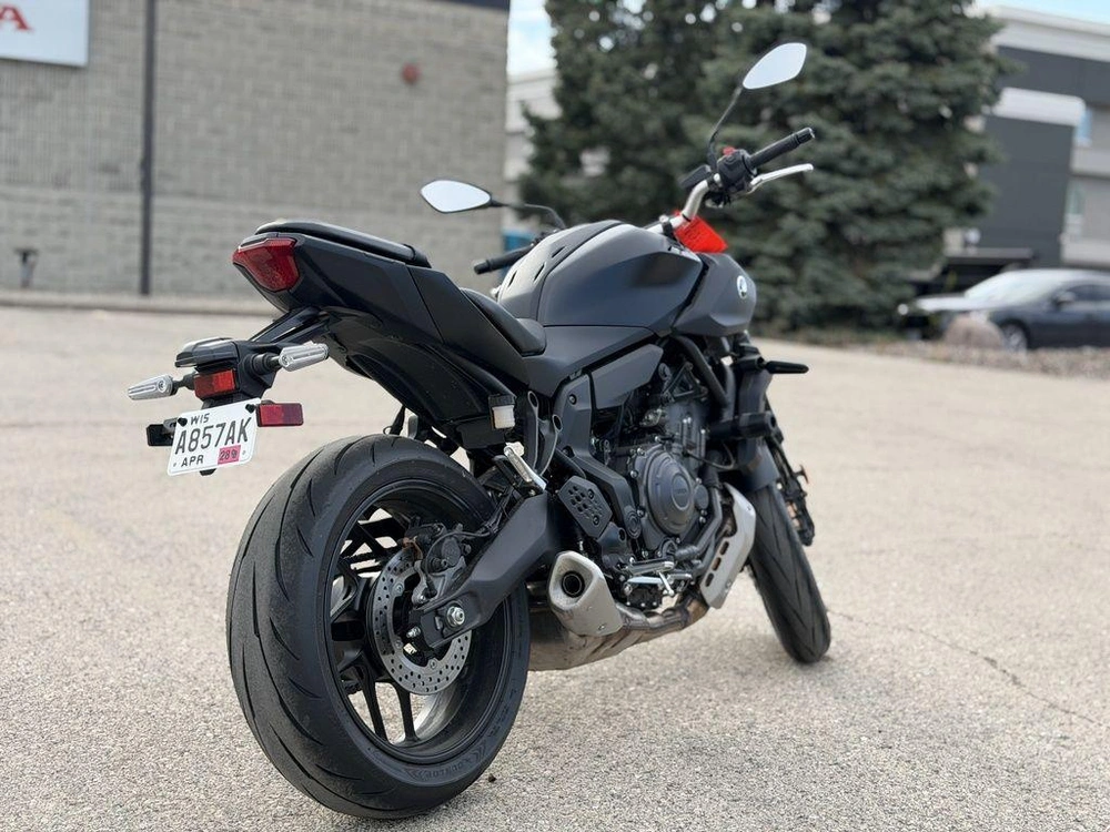 2026 Yamaha Mt-07 alt