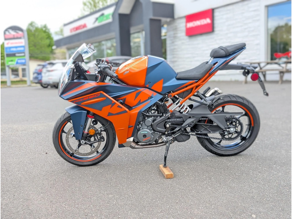 Ktm Rc 390 Rc390 🎯 Moto Sport 210km Ninja 400 R3 Cbr500r Lightweight Performance Presque Neuve 🟢 2023 alt