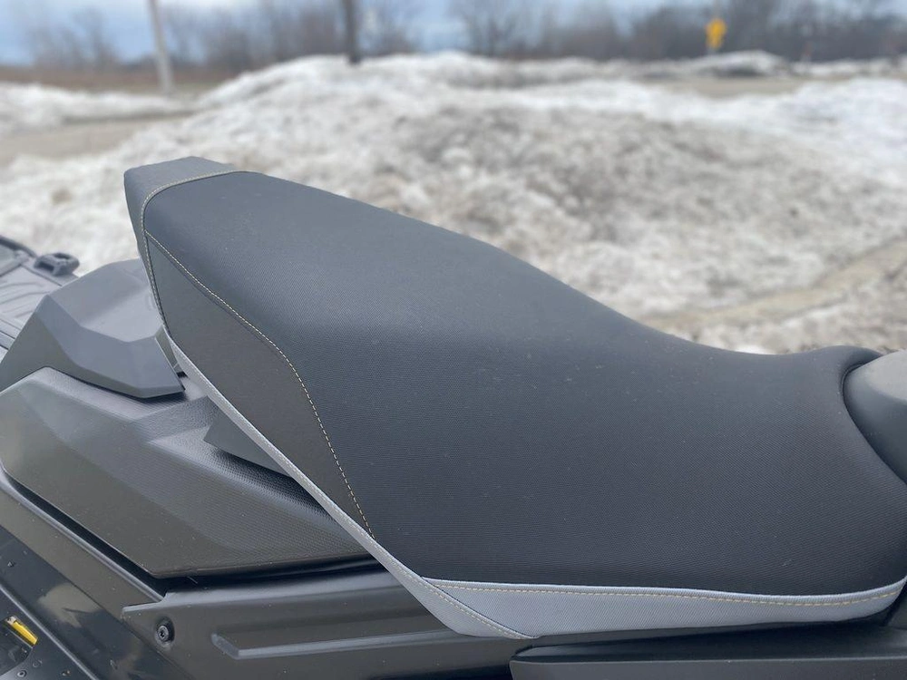 2026 Ski-doo Mxz® Adrenaline® 850 E-tec 137_grey alt
