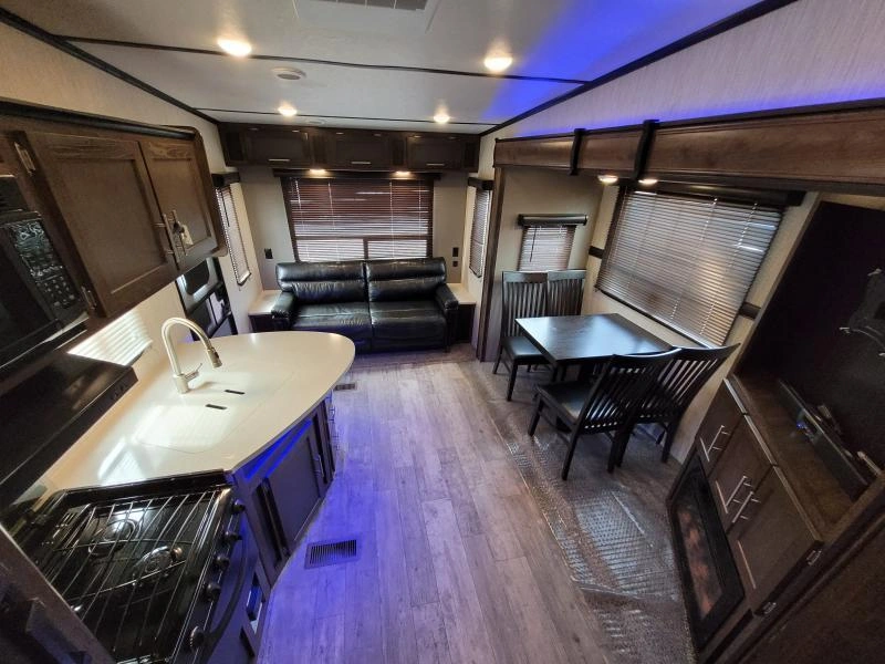Crossroads Volante 240rl 2019 alt