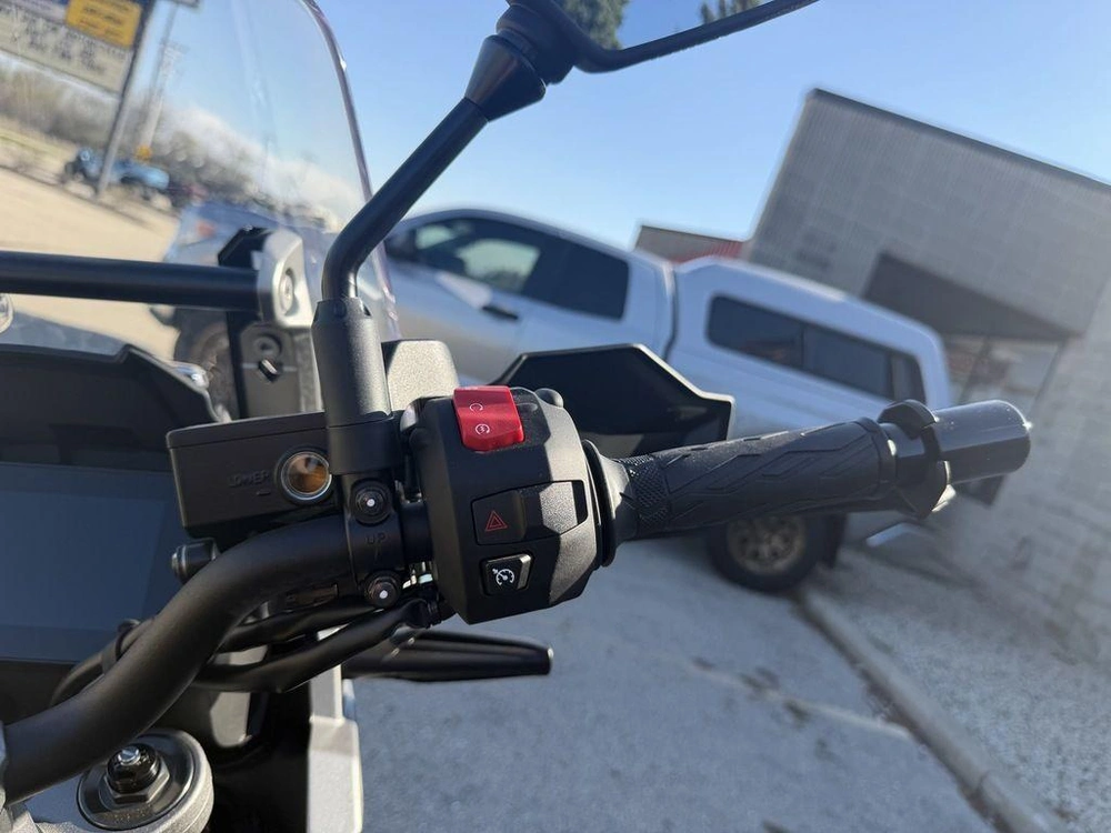 2026 Suzuki V-strom 1050 alt