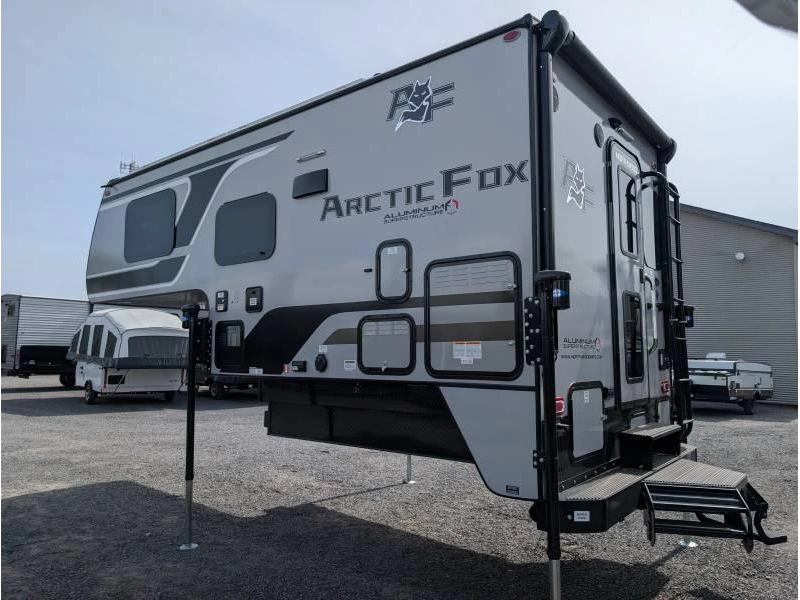 Northwood Arctic Fox 811 2026 alt