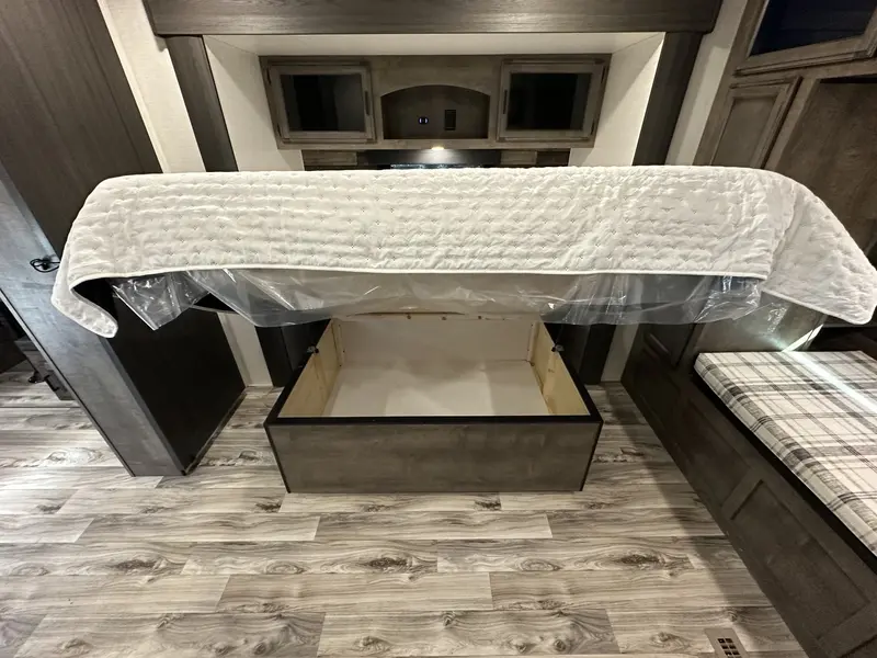 2023 Venture RV Sporttrek 312VBH thumbnail 46