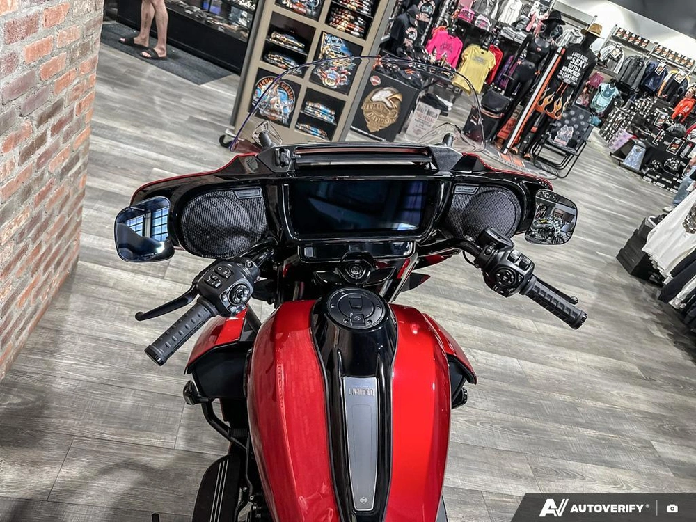 2026 Harley-davidson Street Glide Limited alt