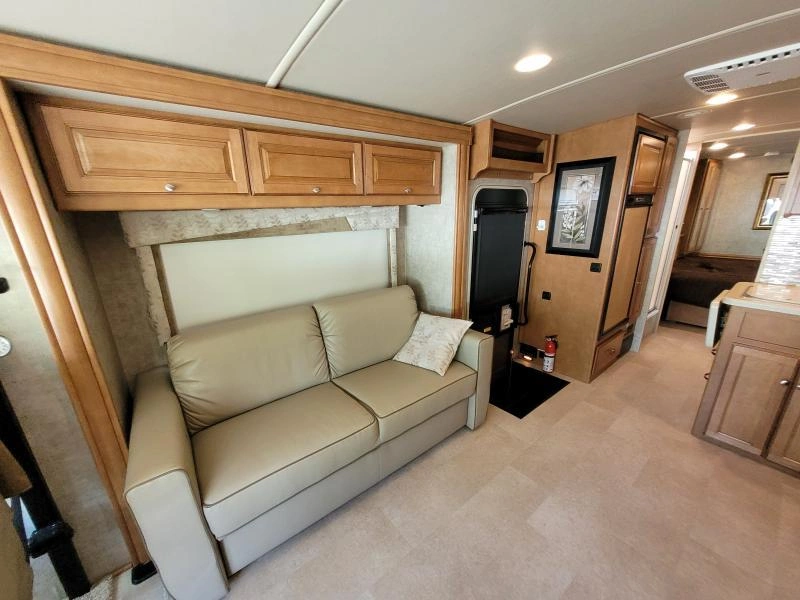 Itasca Sunstar Lx 30t 2016 alt