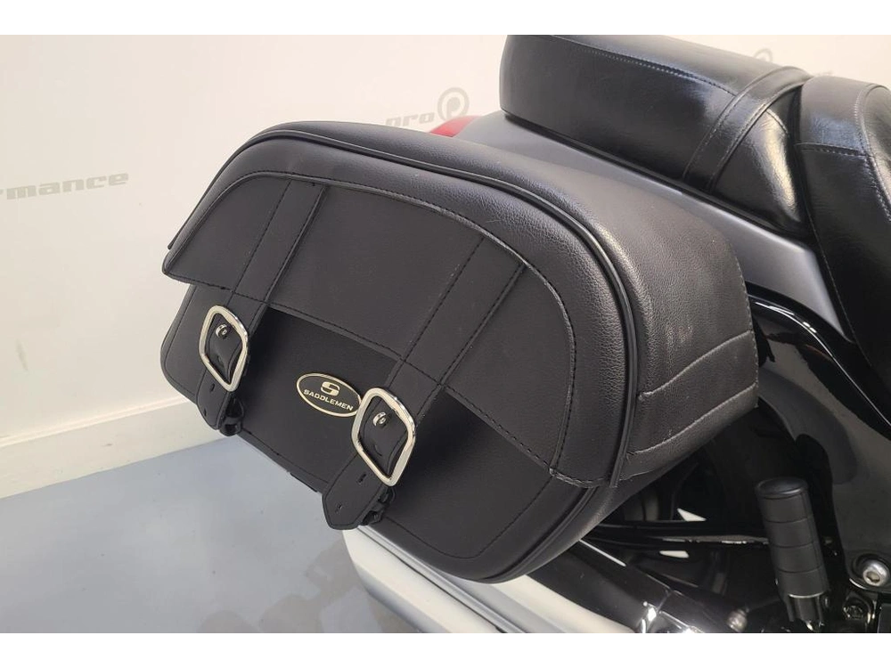 2019 Suzuki Boulevard M50 alt