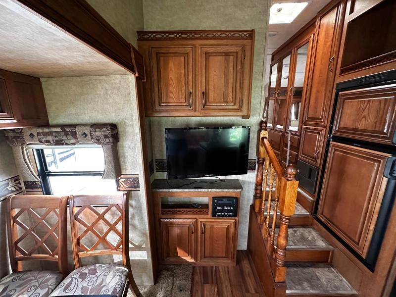 2014 Forest River Sabre 25rlds alt