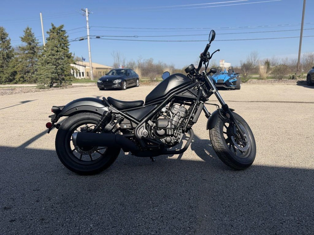 2026 Honda Rebel 300 E-clutch alt