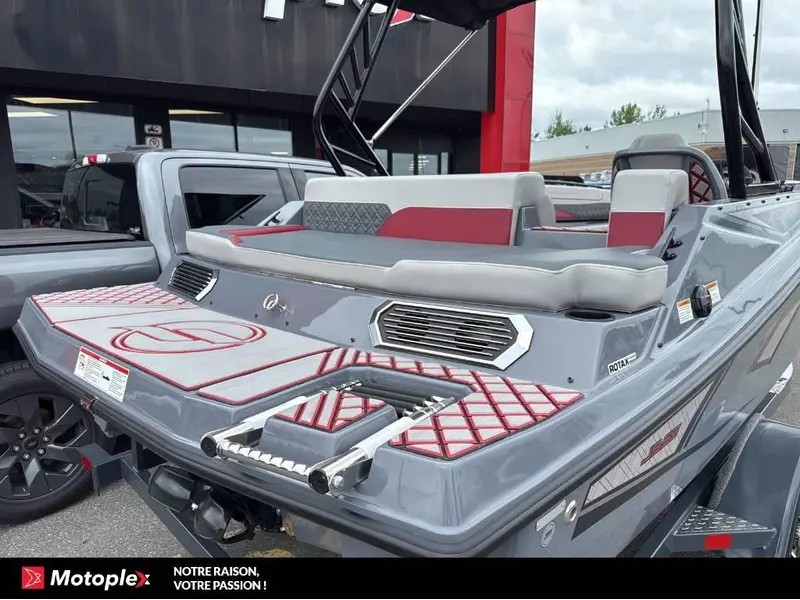 2027 Starcraft SV J9 SS Turbine 300HP Rotax thumbnail 7