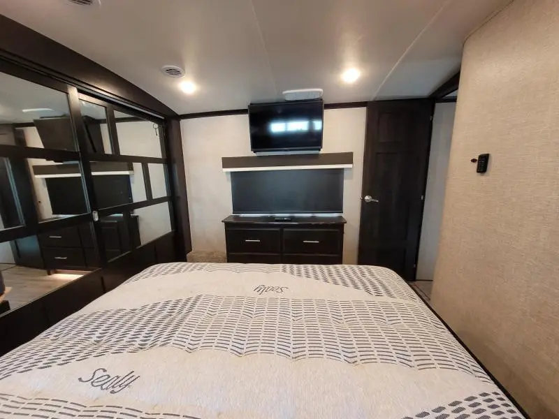 2022 Jayco North Point
