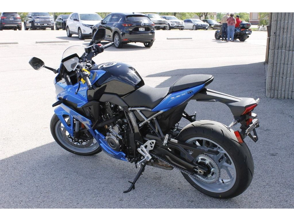 2026 Suzuki Gsx-8r alt