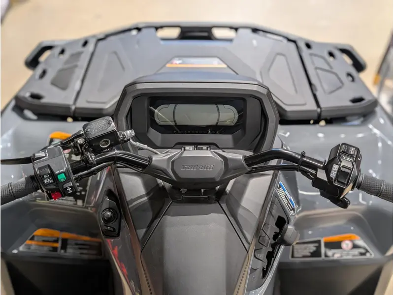 2026 Can-Am Outlander 6x6 DPS 850 Max w/Winch and Bumper thumbnail 8