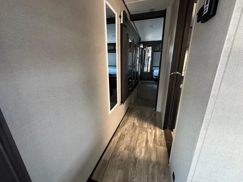 Shasta Phoenix 25mk 2020 alt
